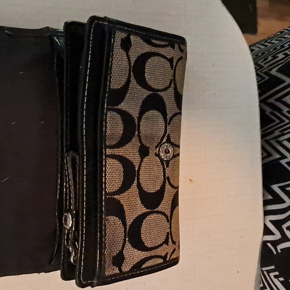 Coach Wallet - Picture 3 of 3